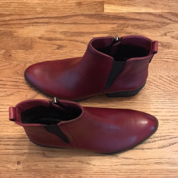 McKayla by Springstep - Picture 2 of 8